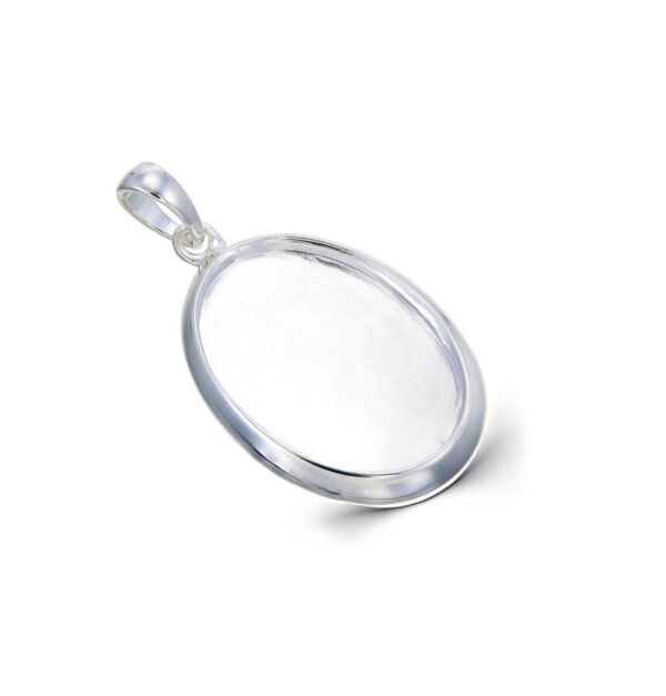 Oval Pendant 14×10