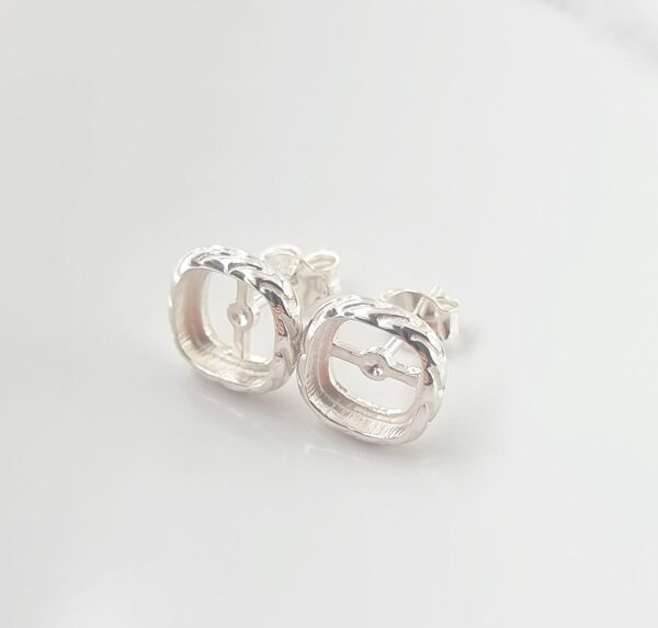 Cushion Stud Earring Setting