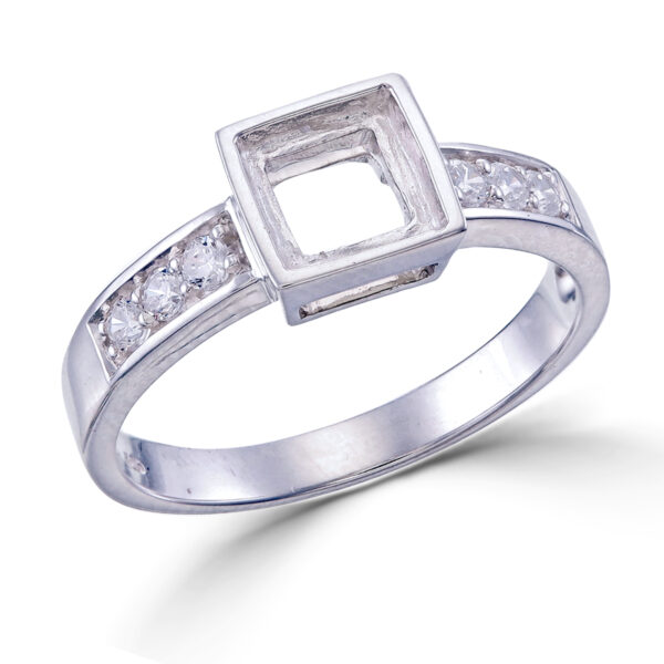 Square ring 7mm setting