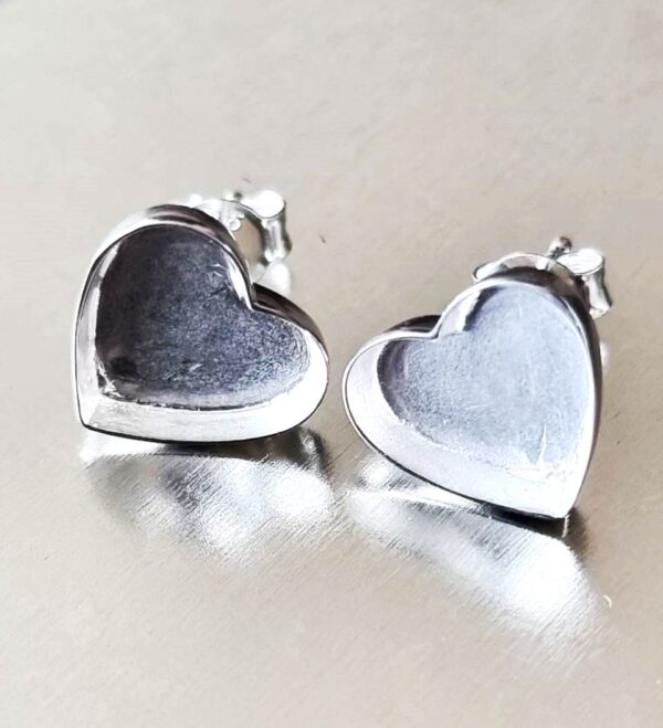 Heart studs 10x10 mm